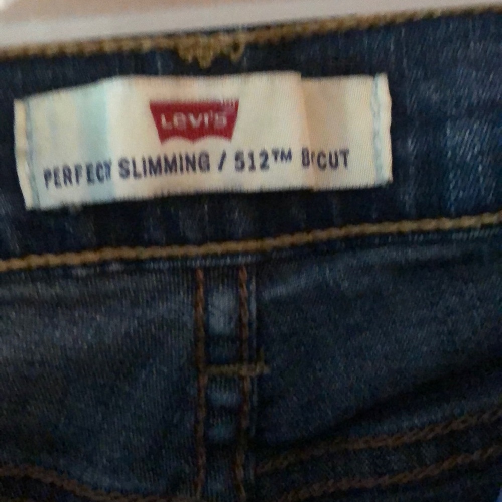 Levi jeans - Picture 2 of 4
